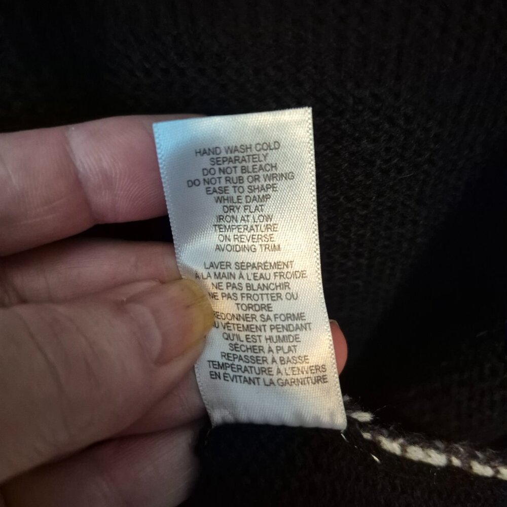 Open Style Sweater - Picture 2 of 9